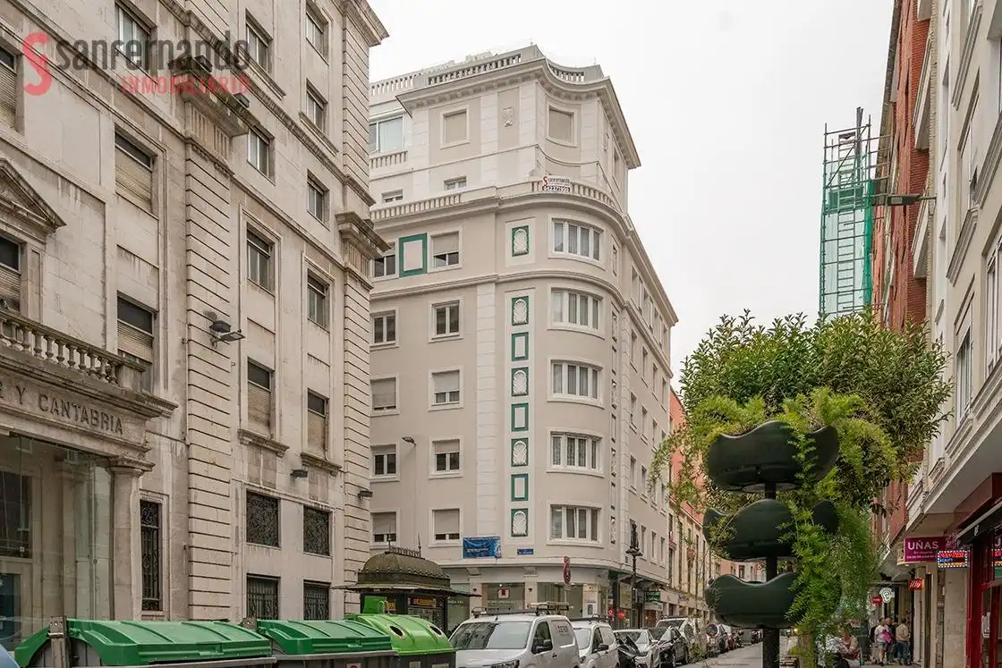 Vista exterior de Àtic en venda en Santander amb Balcó