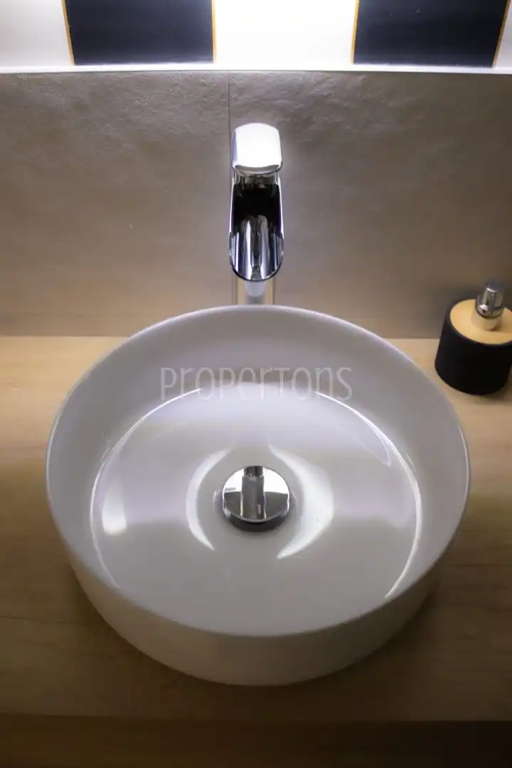 Bathroom of Flat for rent in Bilbao   with Furnished and Balcony