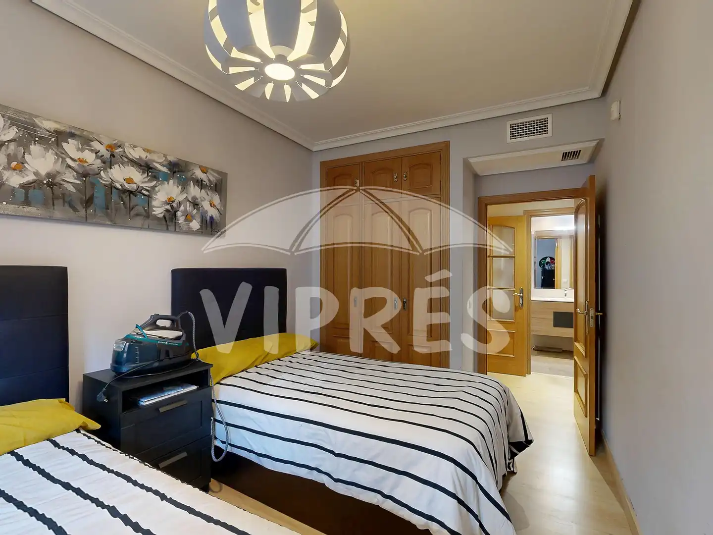 Schlafzimmer von Wohnung zum Verkauf in Cáceres mit Abstellraum, Schwimmbad und Gemeinschaftspool