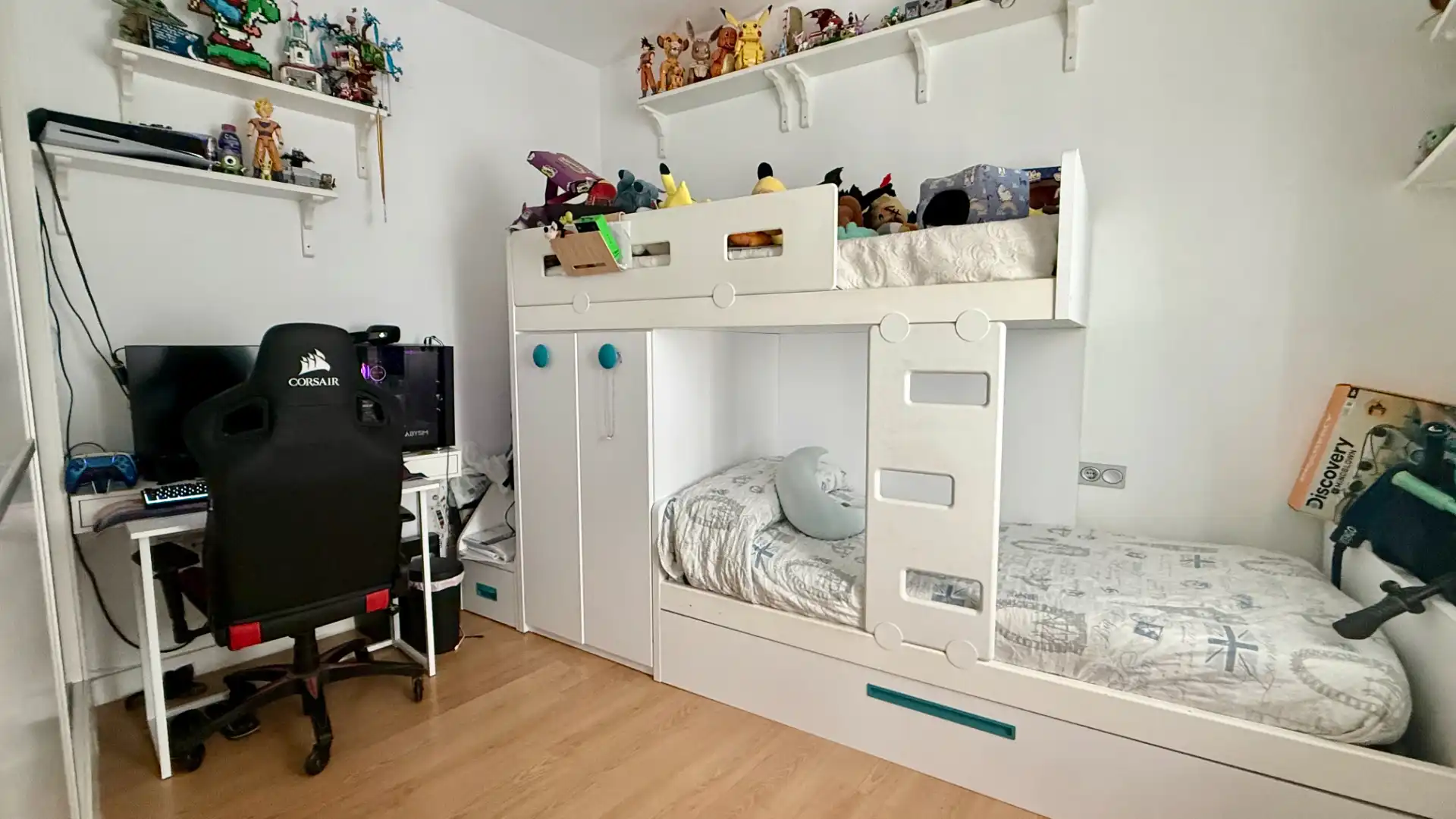 Habitación de Piso en venta en Cádiz con Amueblado, Horno y Lavadora