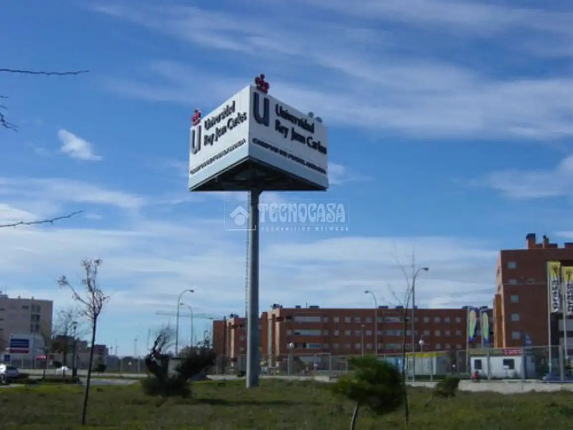 Exterior view of Commercial properties for sale in Fuenlabrada  with Air Conditioner and Alarm
