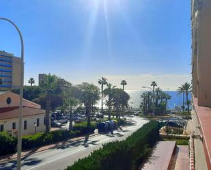 Vista exterior de Pis en venda en Benalmádena amb Aire condicionat