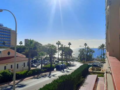 Vista exterior de Pis en venda en Benalmádena amb Aire condicionat