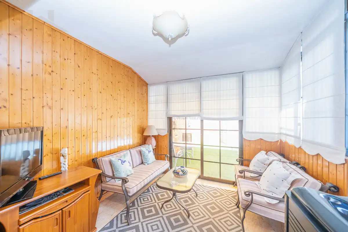Sala de estar de Casa adosada en venta en Moralzarzal con Aire acondicionado, Calefacción y Trastero