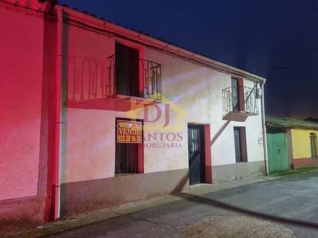 Casa-chalet en Venta en Calle Larga en Tordillos