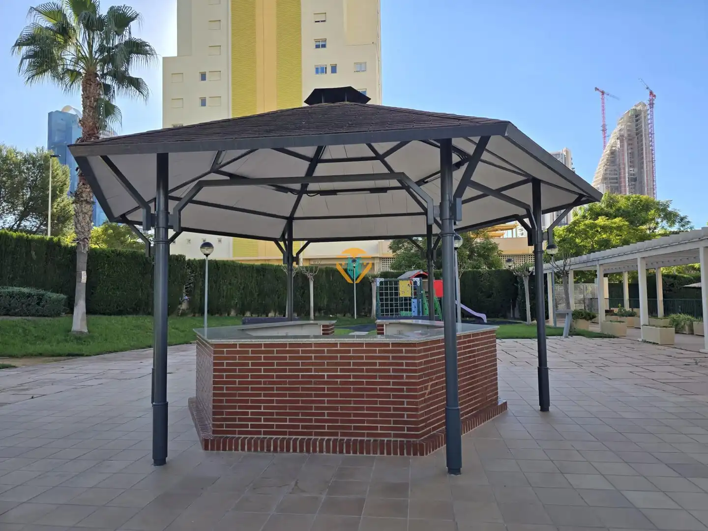 Terraza de Apartamento en venta en Benidorm con Aire acondicionado, Calefacción y Jardín privado