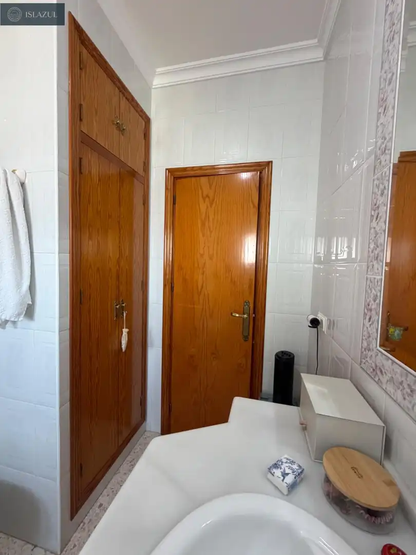 Bathroom of Houses for sale in Isla Cristina  with Heating, Terrace and Storage room