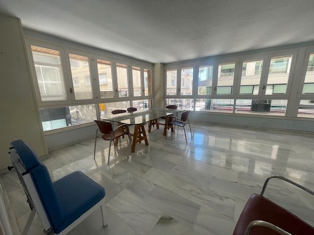 Dining room of Office for sale in Alicante / Alacant  with Furnished