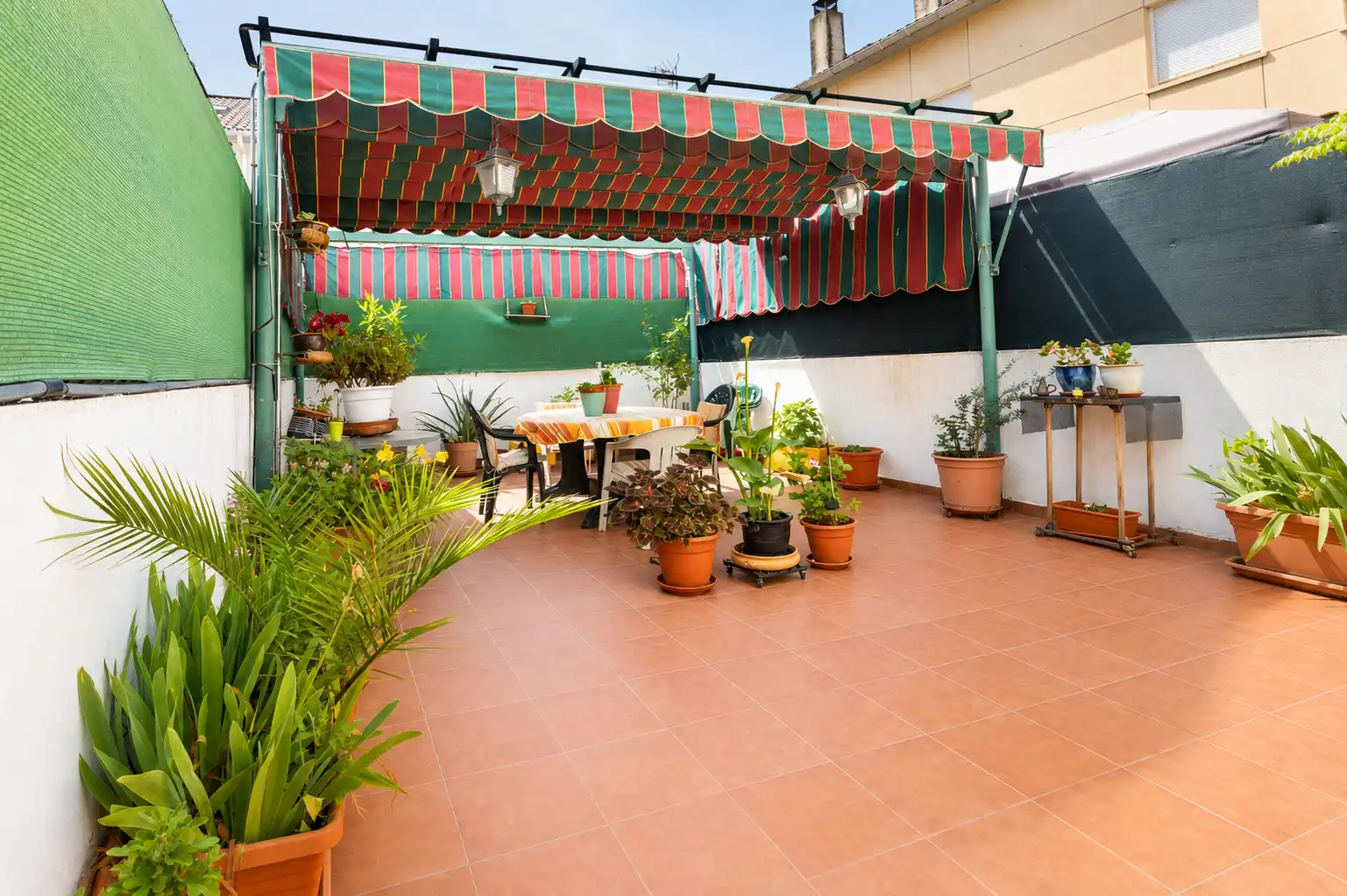 Terrassa de Pis en venda en Brunete amb Aire condicionat, Calefacció i Jardí privat