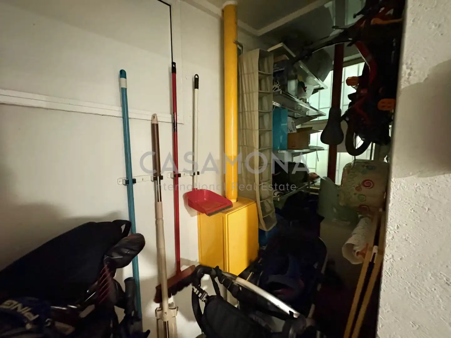 Wohnungen zum Verkauf in Barcelona mit Klimaanlage, Heizung und Balkon