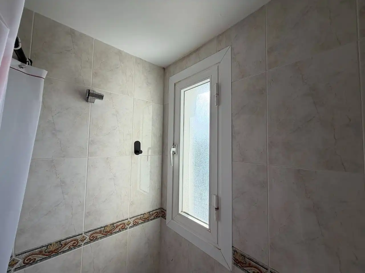 Bathroom of Apartments for sale in Roquetas de Mar  with Air Conditioner, Heating and Terrace