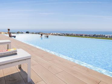 Àtic amb piscina en venda a Selwo