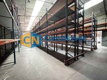 Nau industrial de lloguer a Montserrat - Parque Empresarial