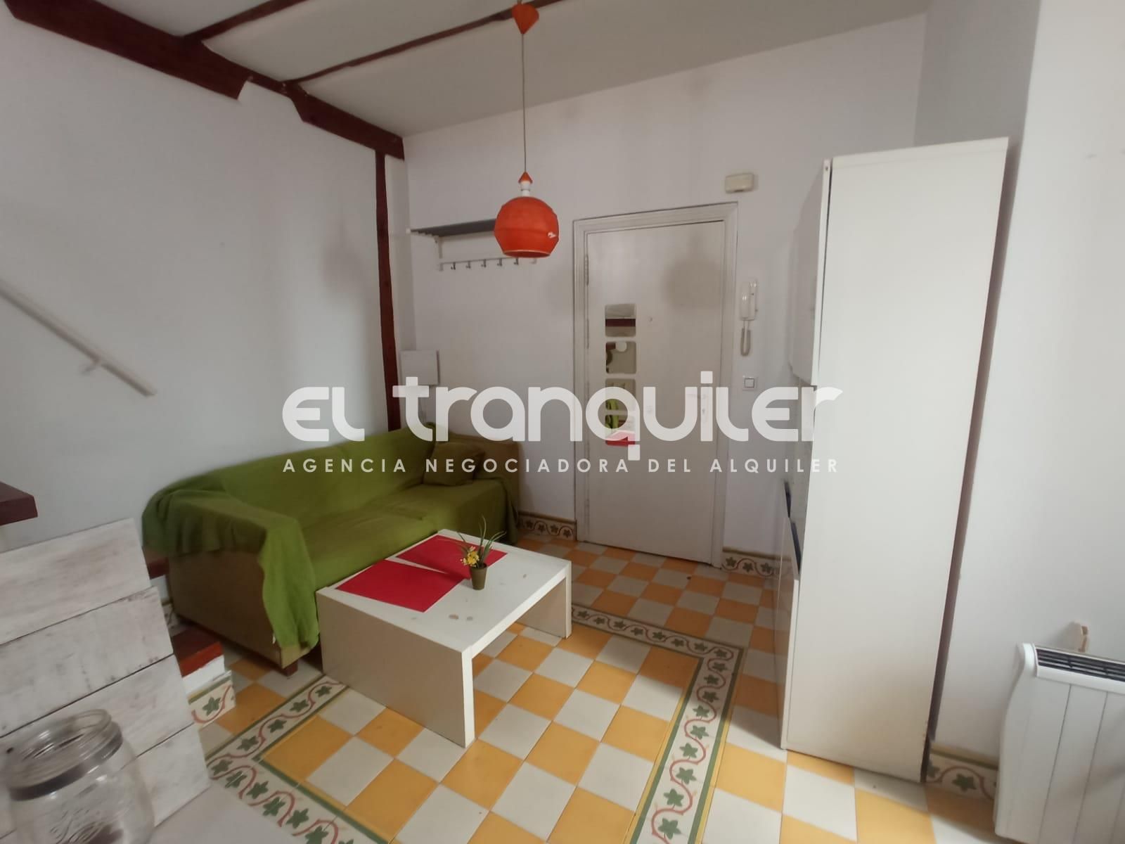 Living room of Study for sale in  Madrid Capital  with Washing machine