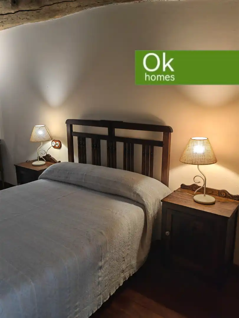 Schlafzimmer von Country house zum Verkauf in Guitiriz mit Heizung, Parkett und Abstellraum
