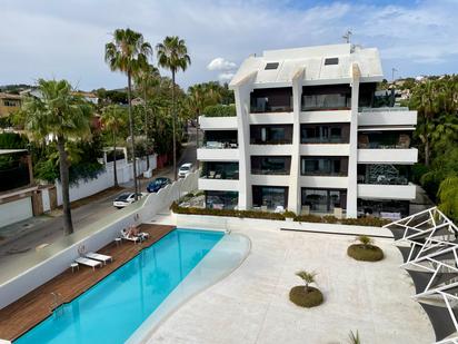 Piscina de Àtic en venda en Marbella amb Aire condicionat, Terrassa i Piscina