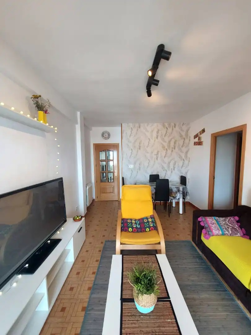 Living room of Flat for sale in Alcalá de Henares  with Air Conditioner, Heating and Terrace