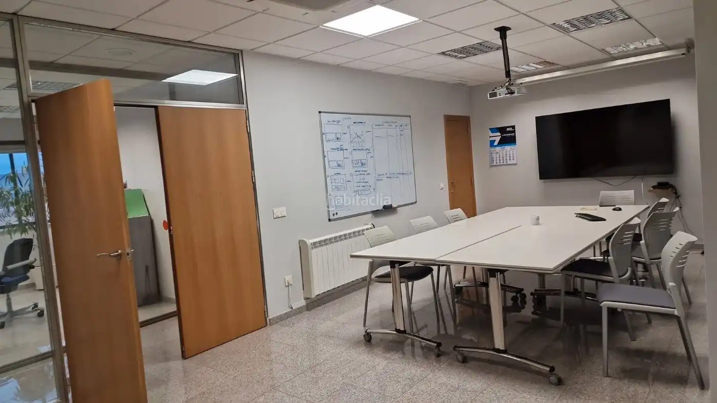 Office space with lift to rent in Camino Masía Conde 3, imagen 5