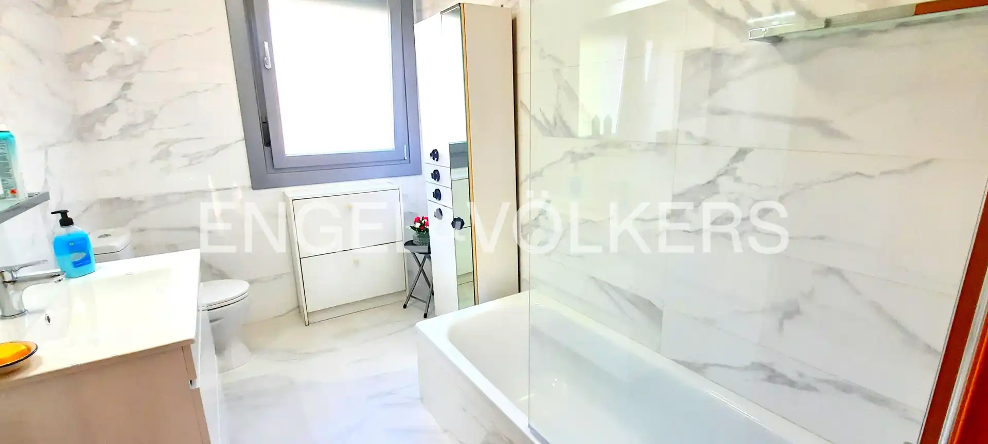 Baño de Finca rústica en venta en Vigo  con Calefacción, Parquet y Terraza