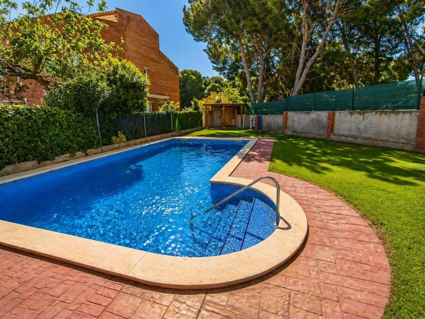 Piscina de Casa adosada en venta en Cambrils con Calefacción