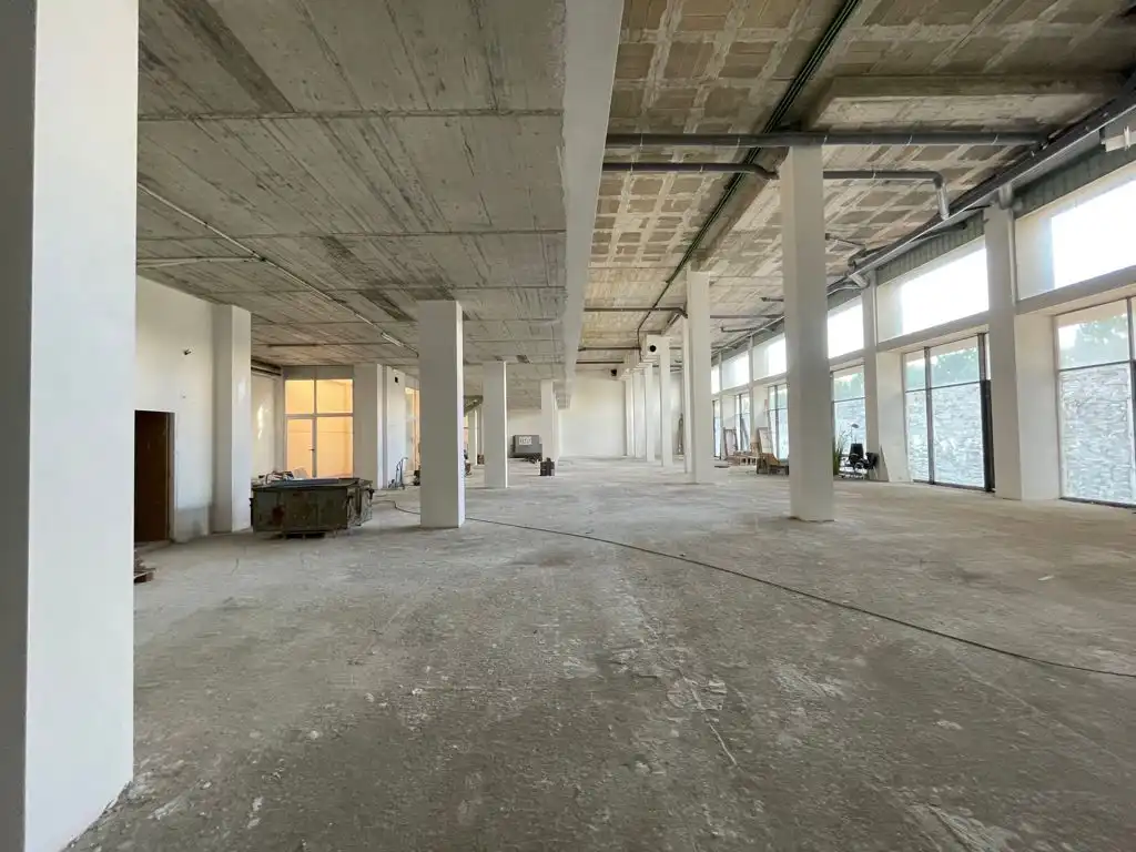 Geschaftsraum zur Miete in Cornellà de Llobregat
