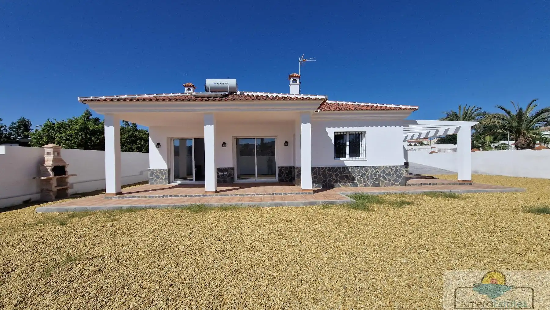 Vista exterior de Casa o chalet de alquiler en Arboleas con Terraza