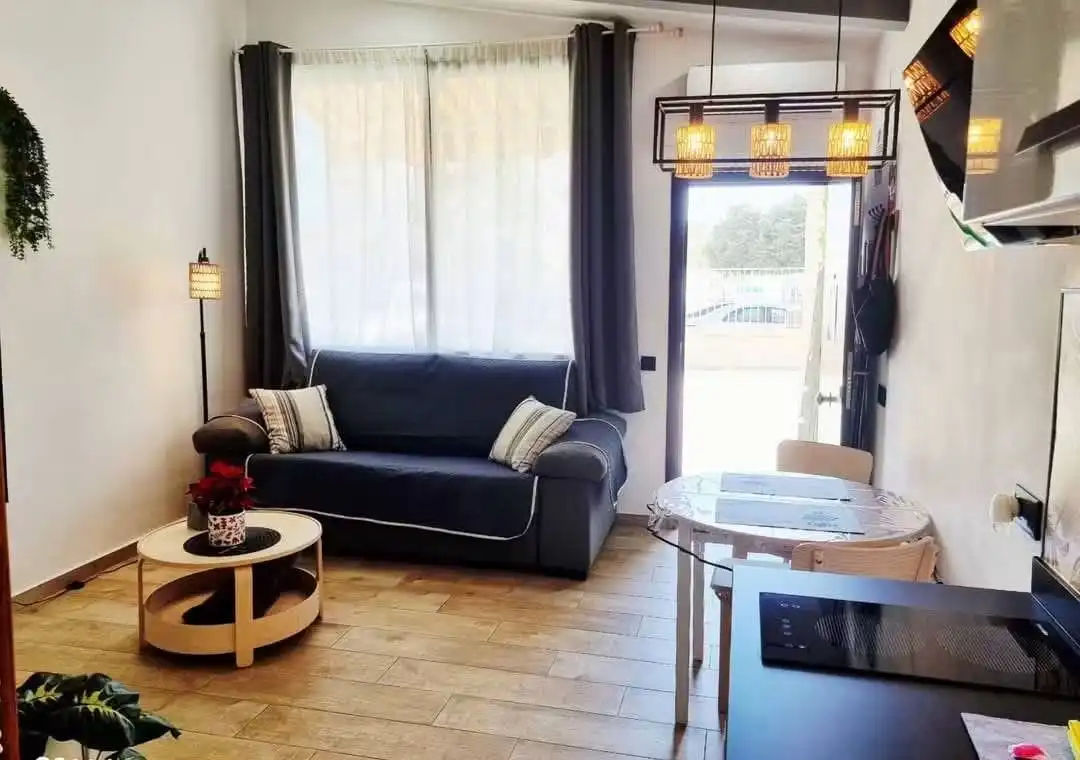 Sala de estar de Piso de alquiler en Torremolinos con Aire acondicionado, Amueblado y Horno