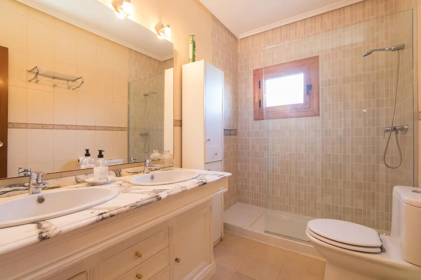 Bathroom of Houses for sale in Elche / Elx  with Private garden, Storage room and Swimming Pool