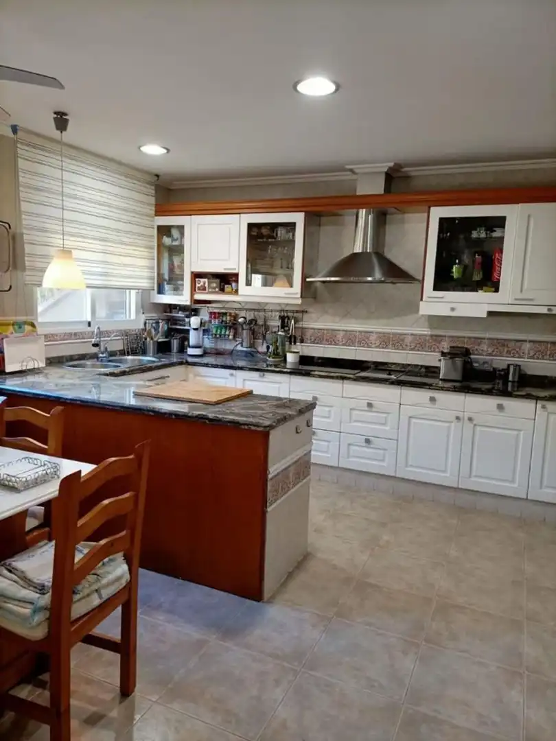 Cuina de Casa o xalet en venda en Onda amb Terrassa, Traster i Balcó