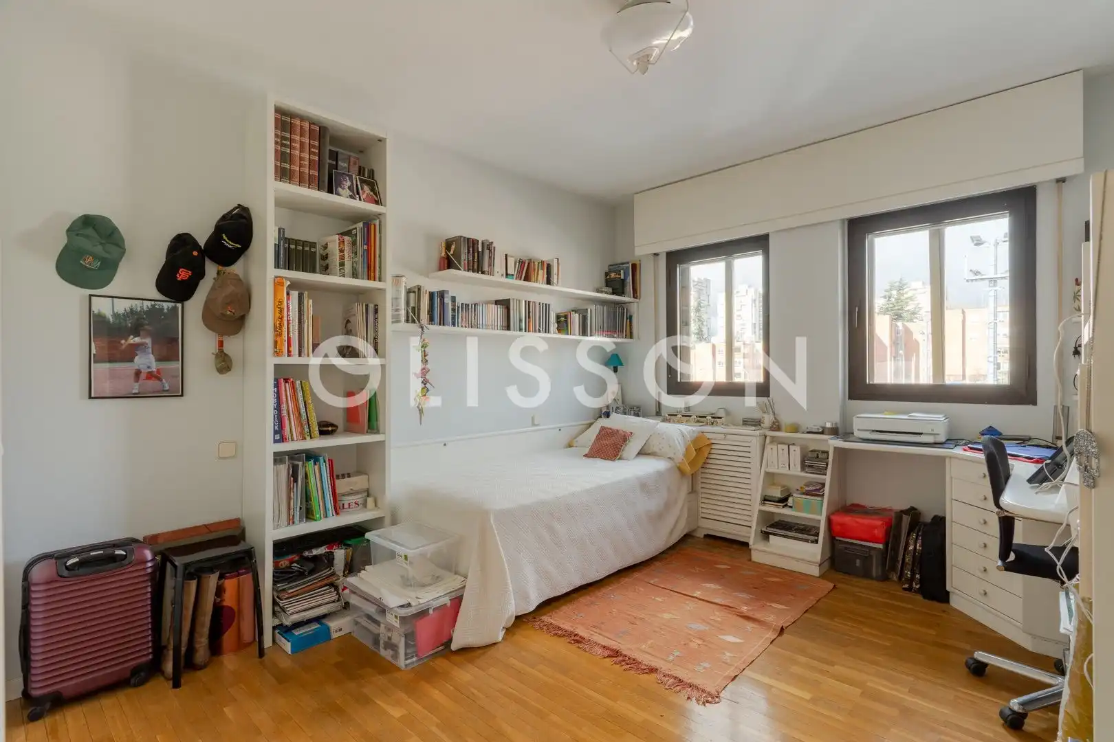 Habitación de Casa o chalet en venta en Madrid con Aire acondicionado, Calefacción y Jardín privado