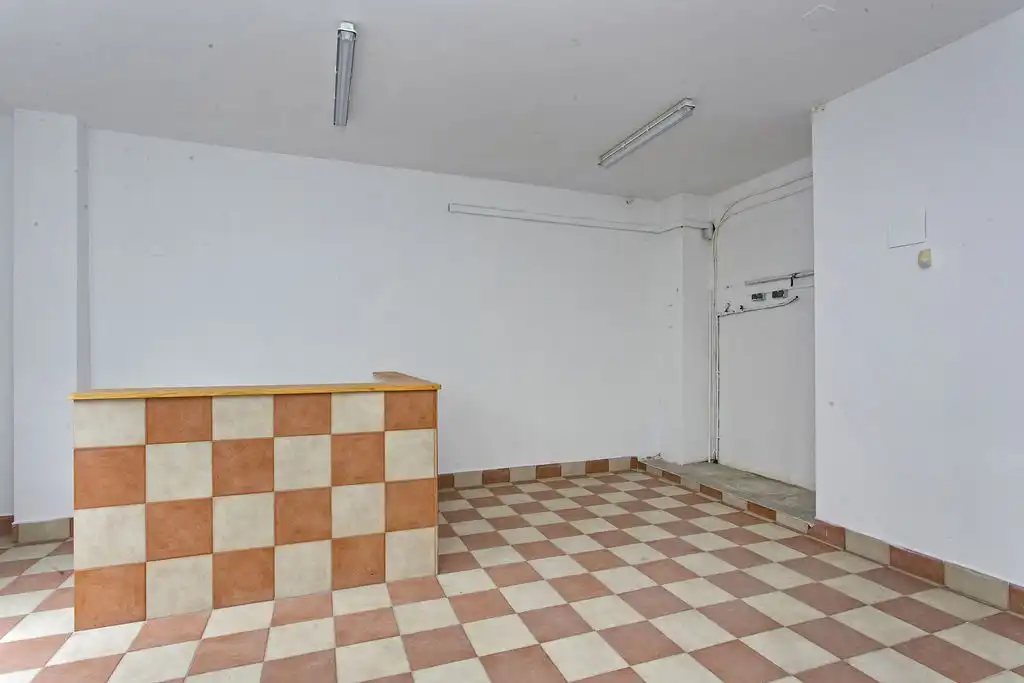 Locale commerciale in vendita a C/ Anoia, imagen 8