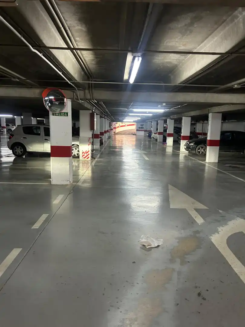 Parking for sale in Plaza Abderramán II, imagen 4