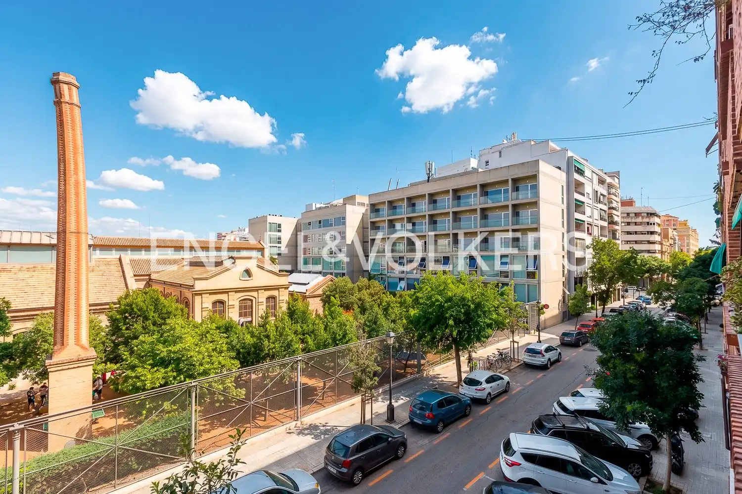 Vista exterior de Piso de alquiler en Valencia con Calefacción y Balcón