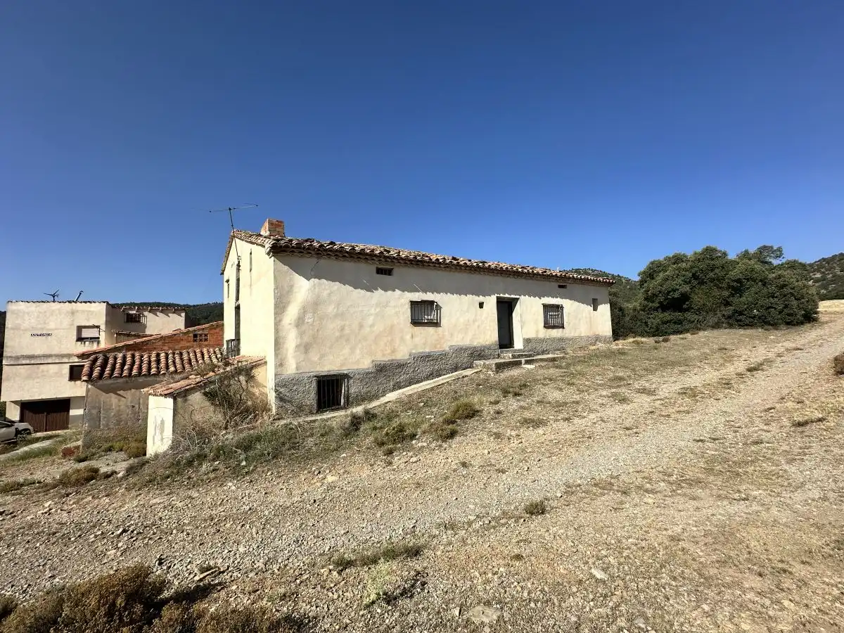 Vista exterior de Casa o chalet en venta en El Toro con Calefacción, Terraza y Trastero