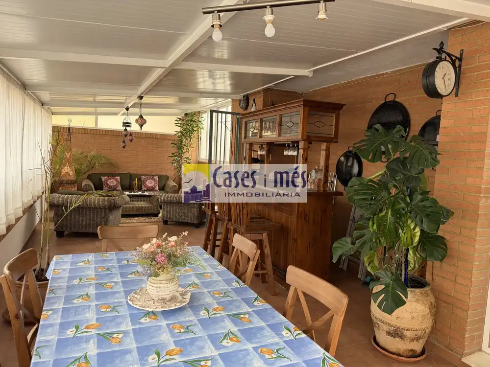 Einfamilien-Reihenhaus zum Verkauf in Albalat dels Tarongers mit Klimaanlage, Heizung und Terrasse