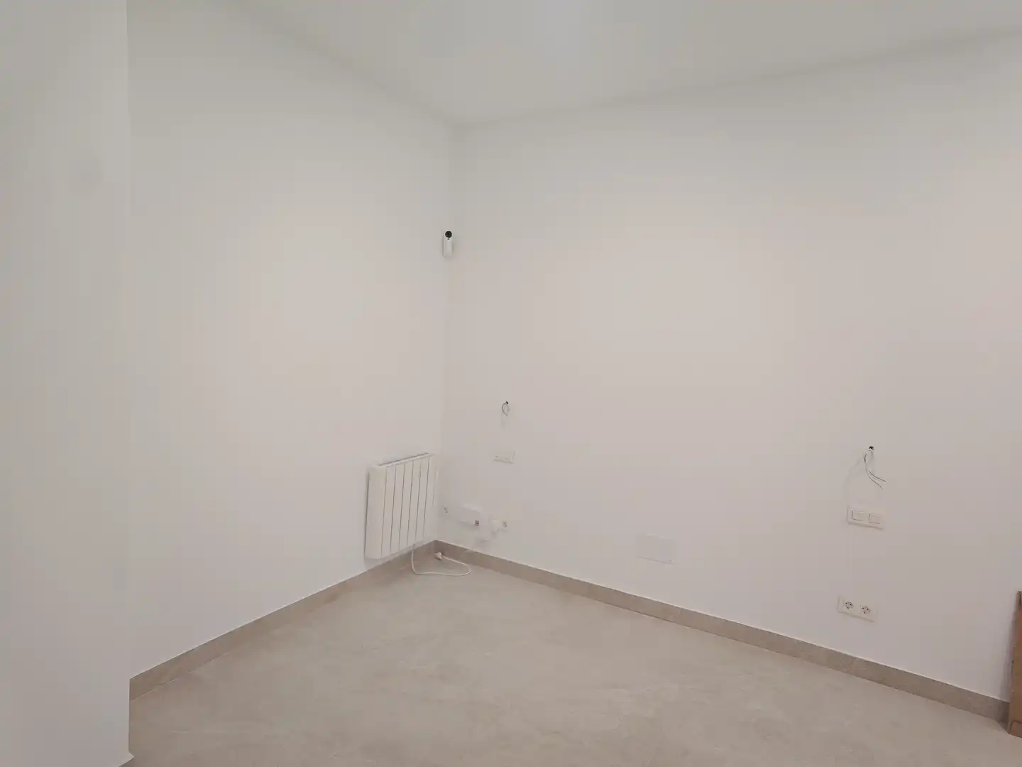 Habitación de Piso de alquiler en Madrid con Amueblado y Se aceptan mascotas