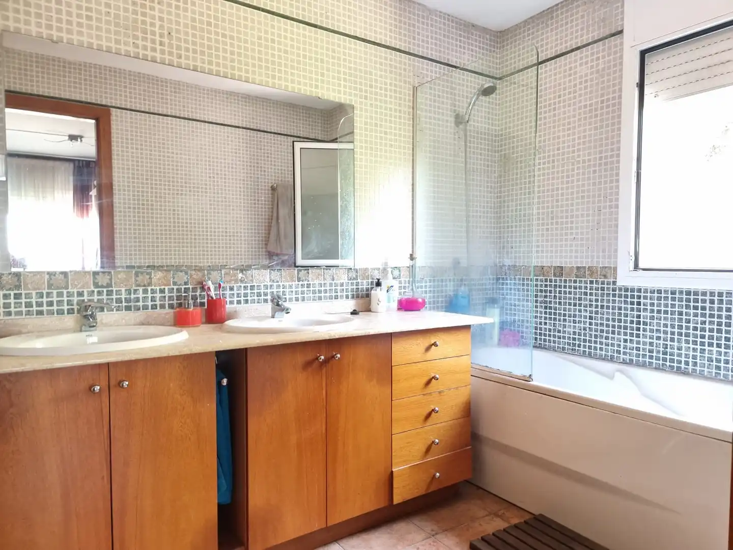 Bany de Casa o xalet en venda en Vilanova del Vallès amb Calefacció, Jardí privat i Terrassa