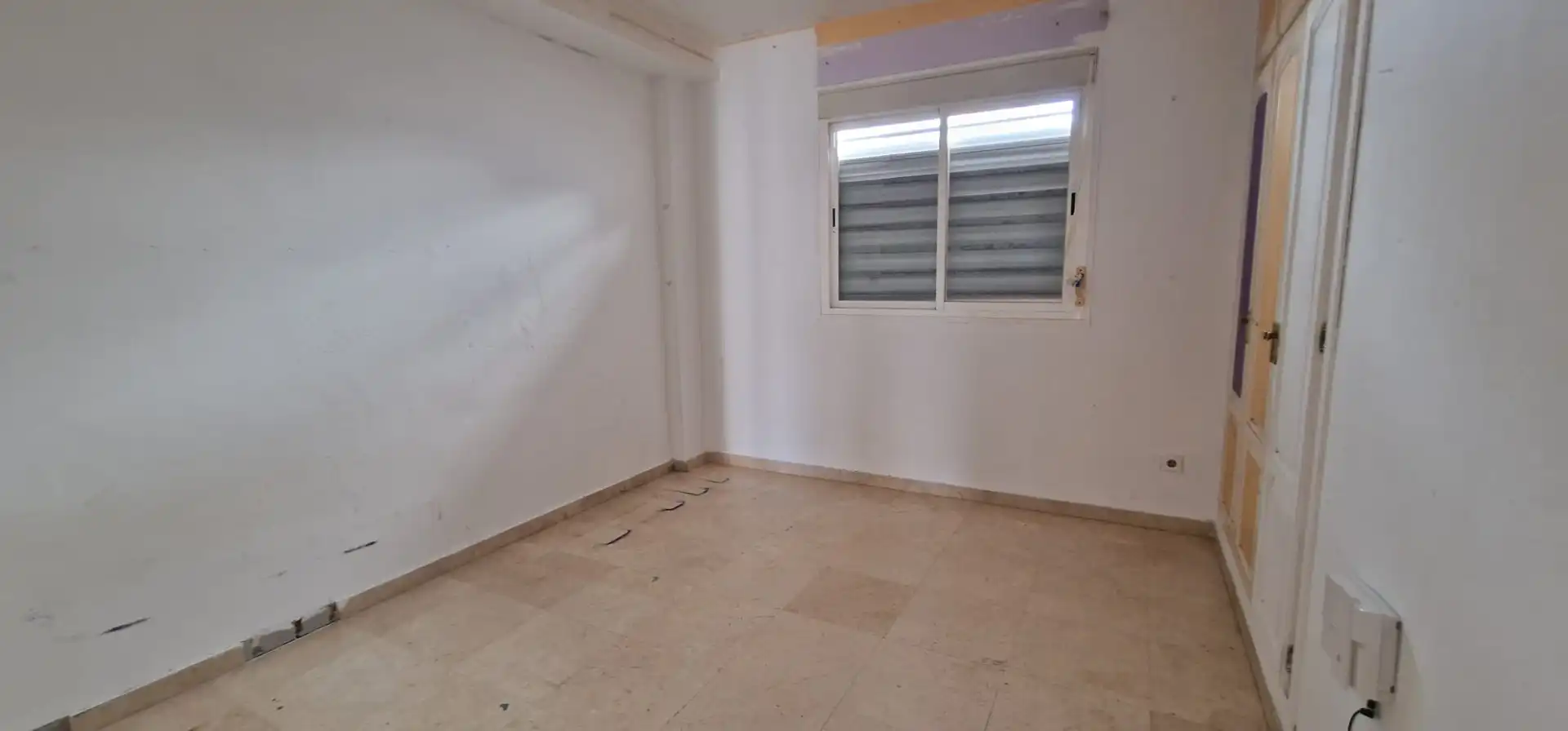 Habitación de Piso en venta en Estepona con Jardín privado, Terraza y Piscina