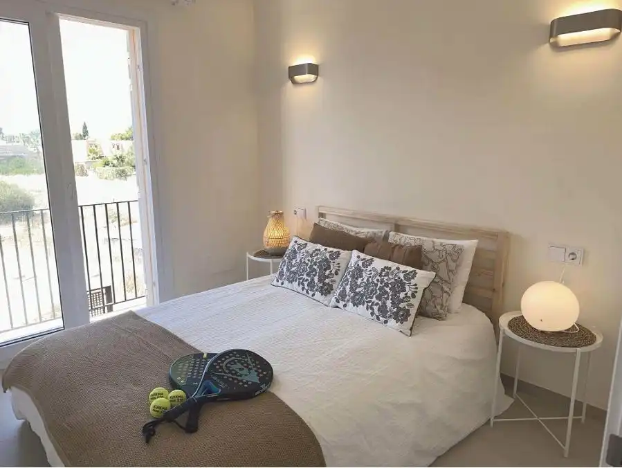Habitación de Casa adosada en venta en Campos con Aire acondicionado, Calefacción y Jardín privado