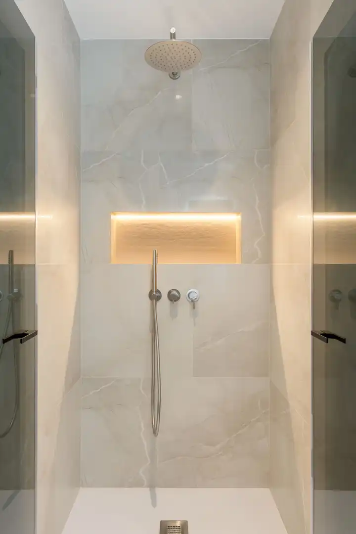 Baño de Apartamento en venta en Marbella con Aire acondicionado, Terraza y Trastero