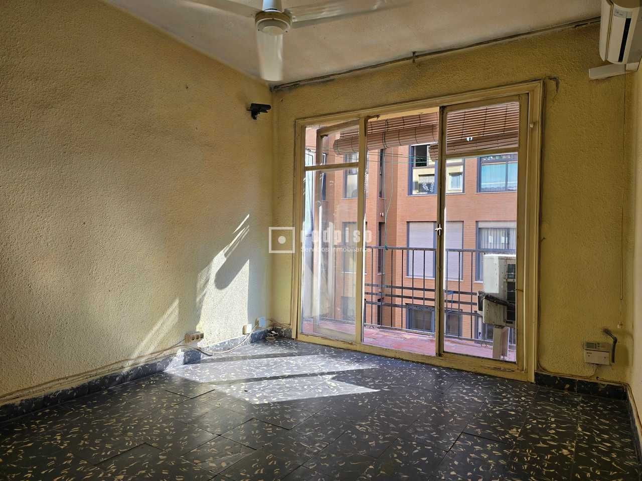 Dormitori de Pis en venda en  Valencia Capital amb Aire condicionat i Terrassa