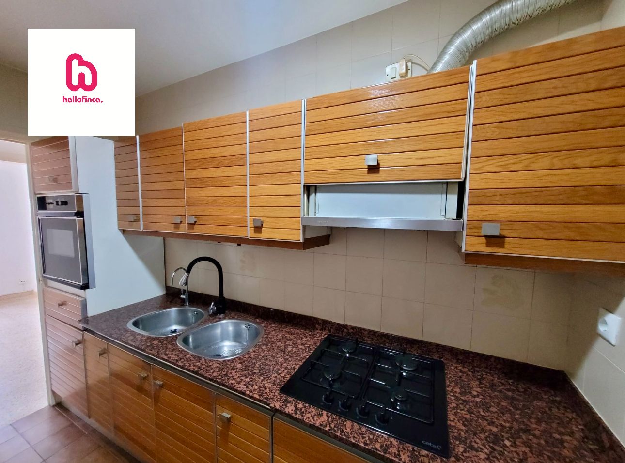 Kitchen of Flat for sale in Rubí  with Terrace, Oven and Balcony