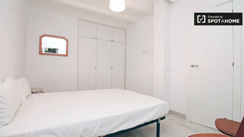 Piso con terraza en alquiler en Ciutat Vella, imagen 9