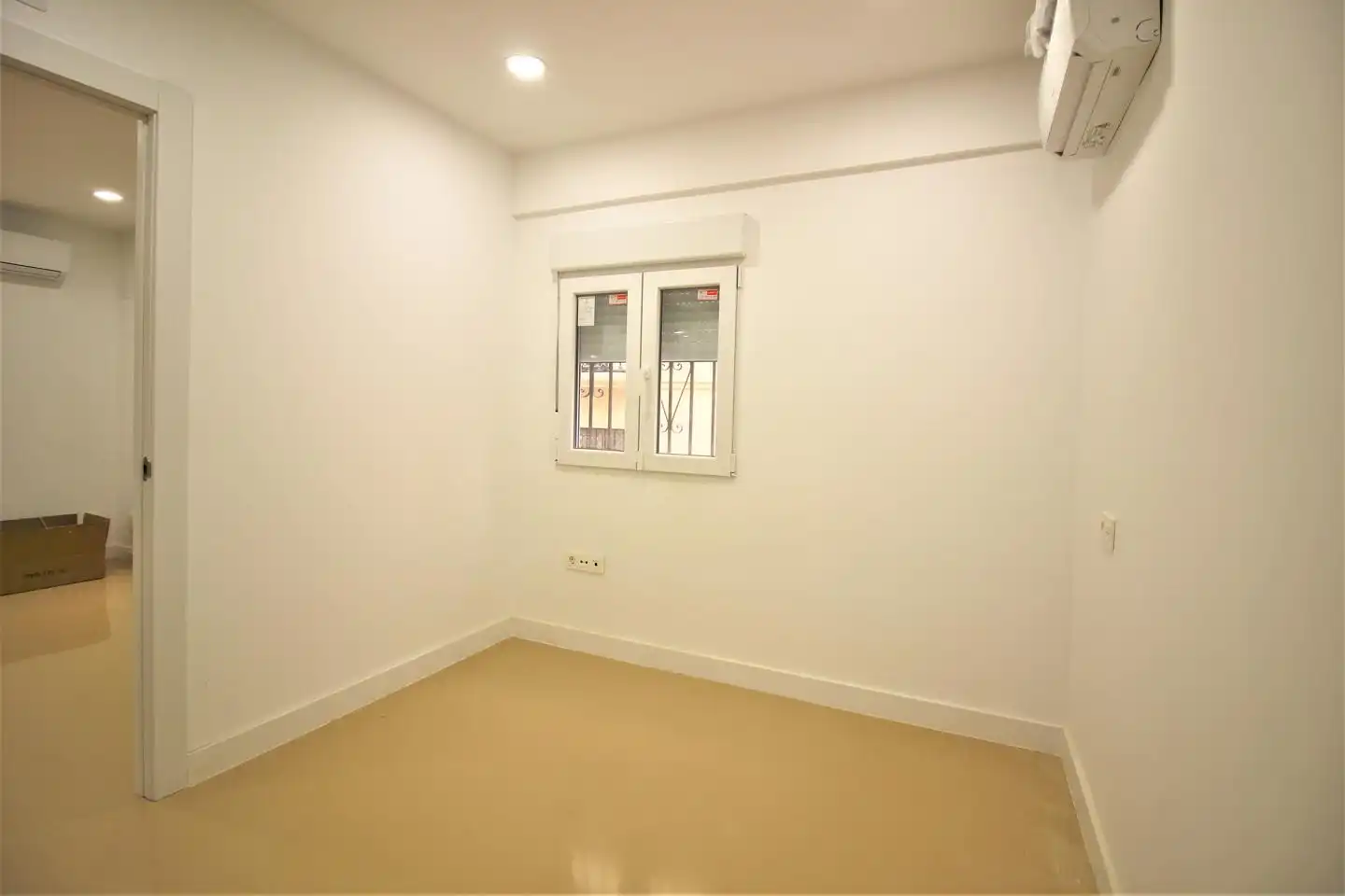Piso de alquiler en Almería con Aire acondicionado