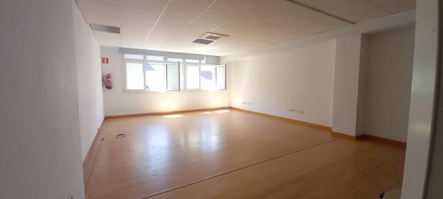 Oficina en Alquiler en Luzarra Kalea en San Pedro de Deusto - La Ribera