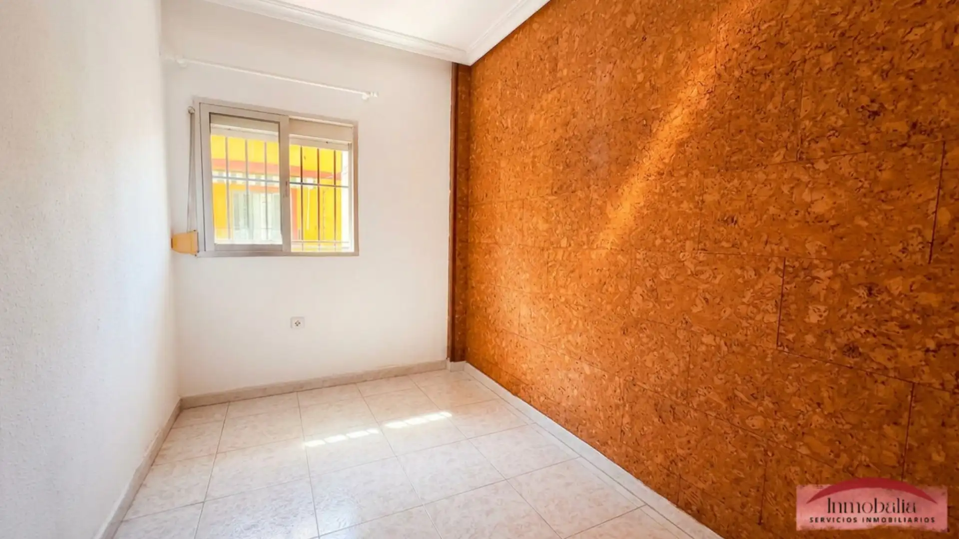 Bedroom of Flat for sale in Sevilla  with Air Conditioner, Terrace and Storage room