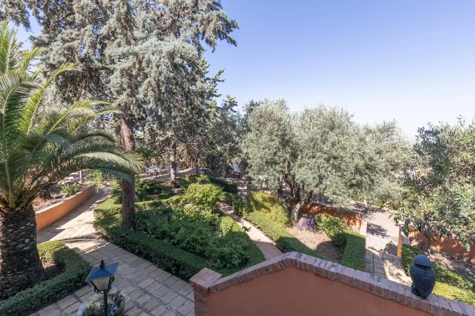 Chalet con jardín en venta en Calle Alemania 18, imagen 40