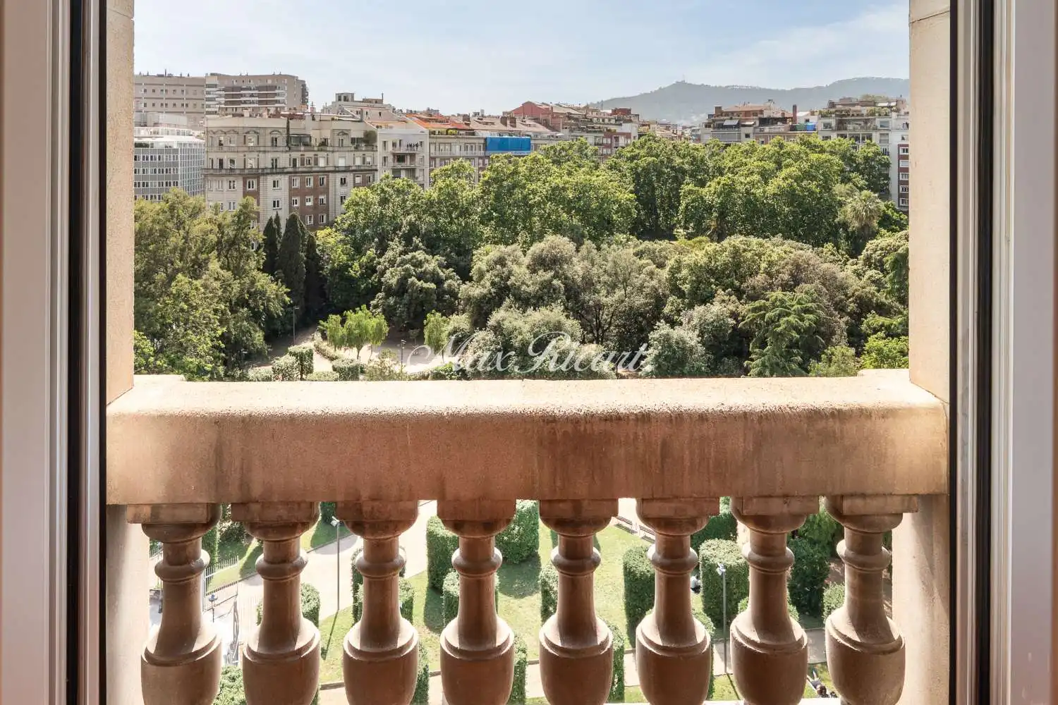 Vista exterior de Ático de alquiler en Barcelona con Aire acondicionado, Calefacción y Terraza