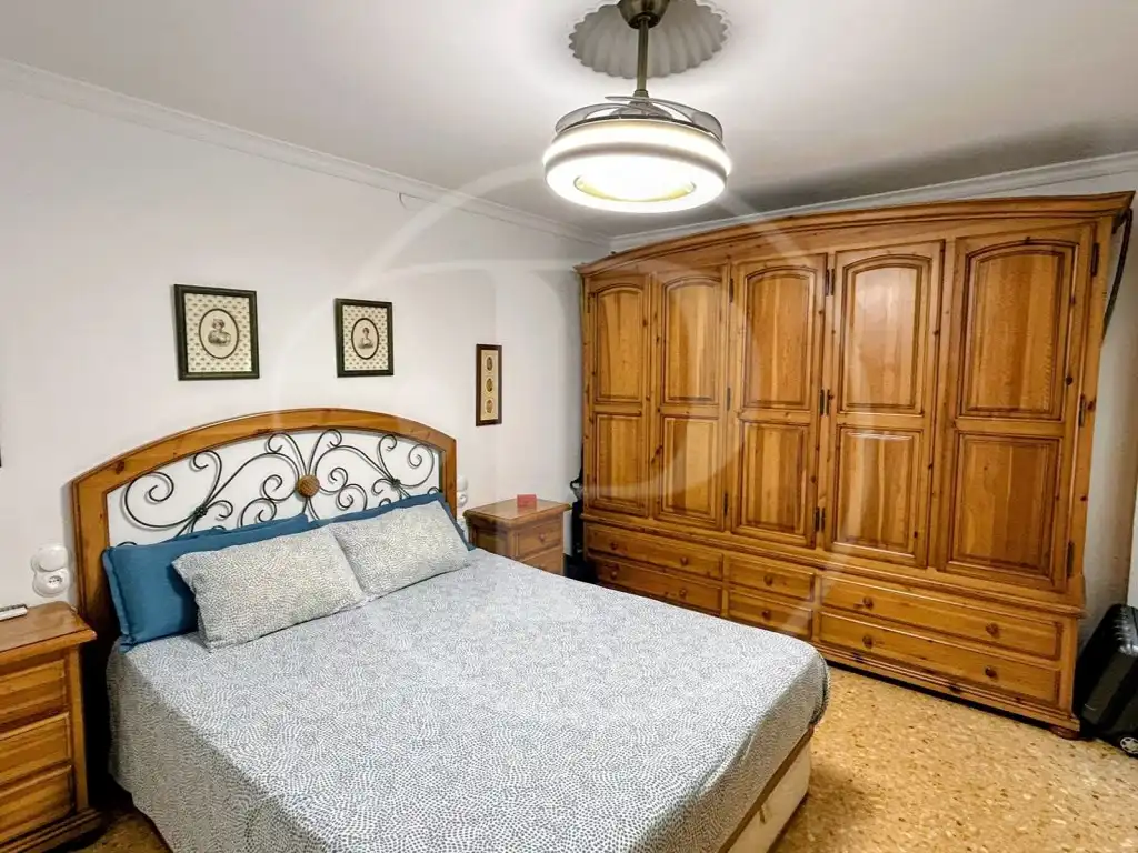 Bedroom of Flat for sale in Paterna  with Air Conditioner