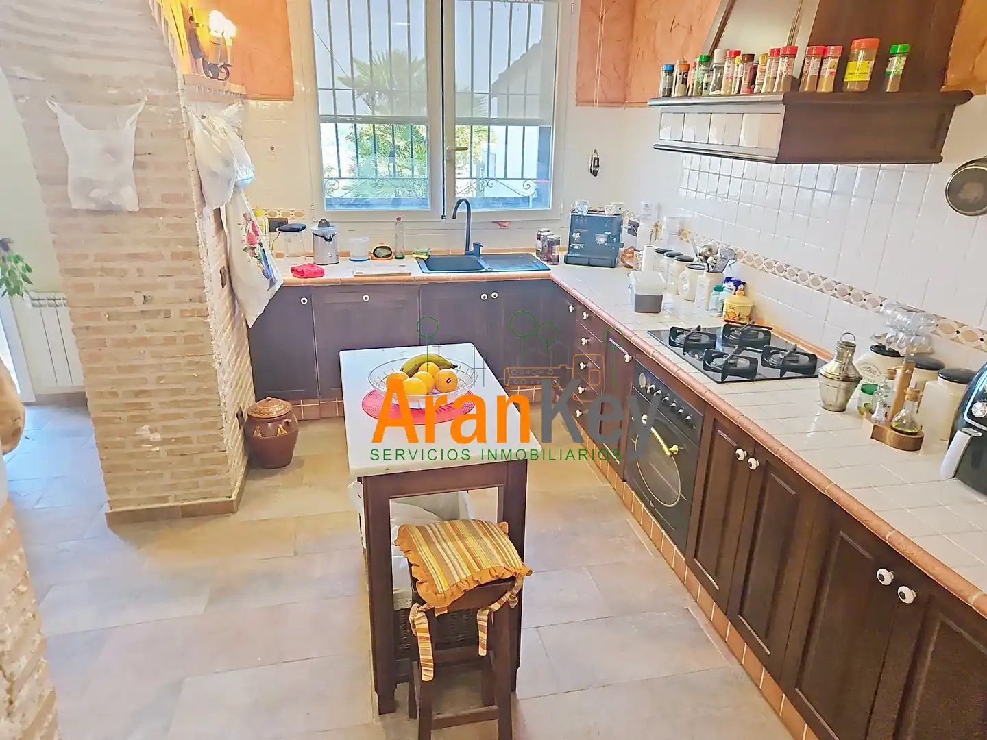 Kitchen of Houses for sale in Aranjuez  with Air Conditioner, Private garden and Terrace